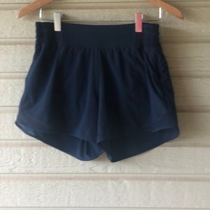 🦋🦋 LULULEMON HOTTY HOT SHORTS 🦋🦋